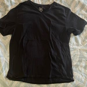 Gap XL black v neck t shirt